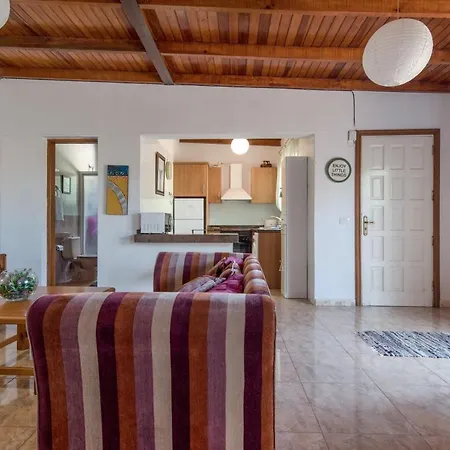 Casa de Férias Casa Gloria 3 *